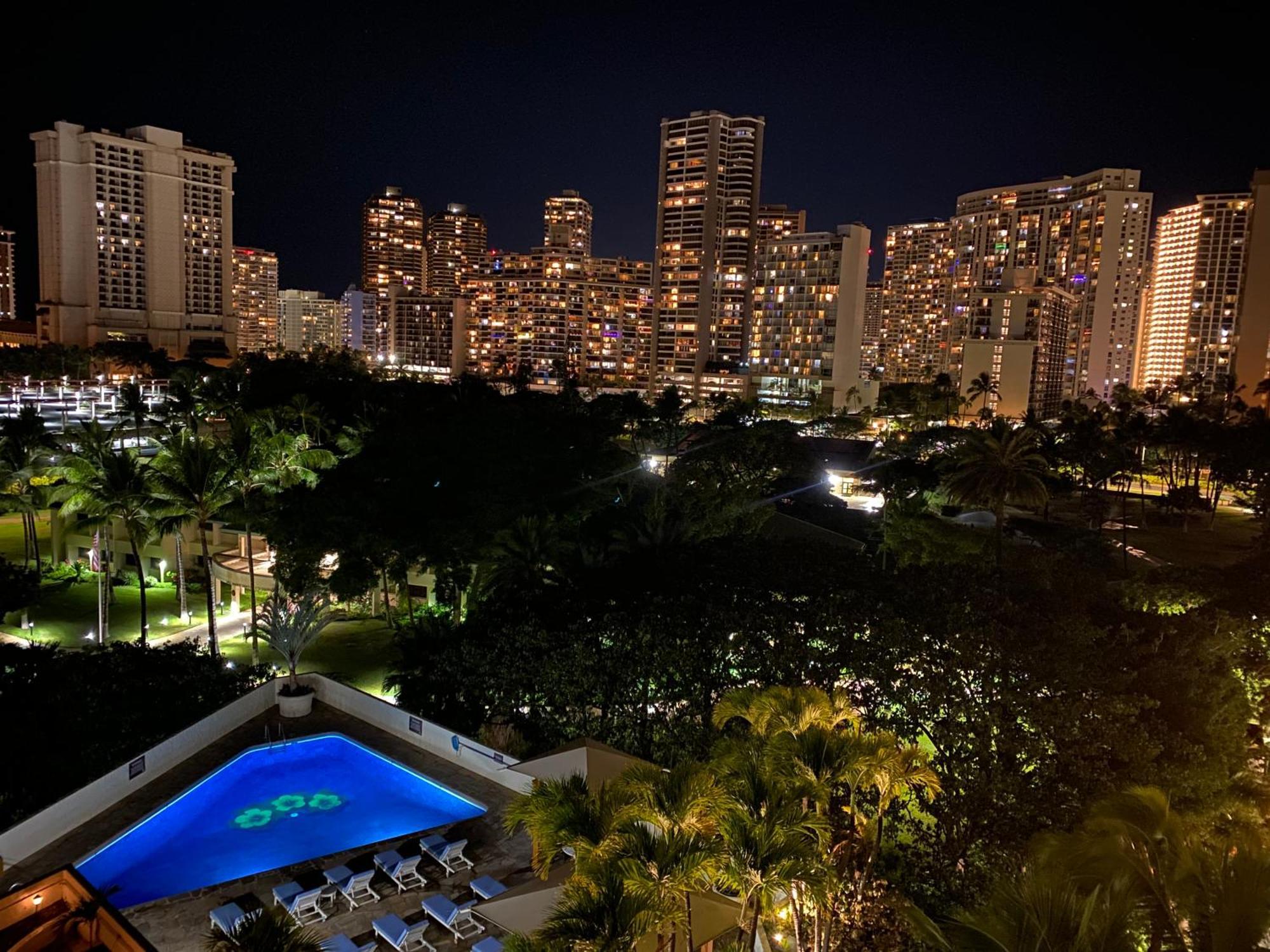 Cozy Studio With Free Parking In Waikiki Honolulu Extérieur photo